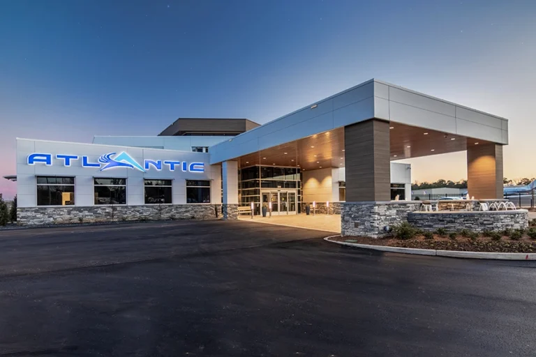 Atlantic Aviation's FBO at Dekalb-Peachtree Airport in Atlanta
